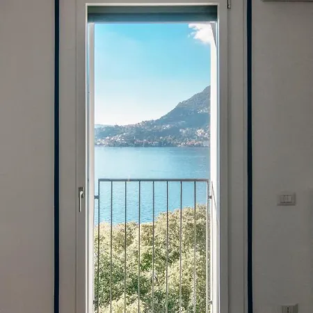 Appartamento An Armchair On The